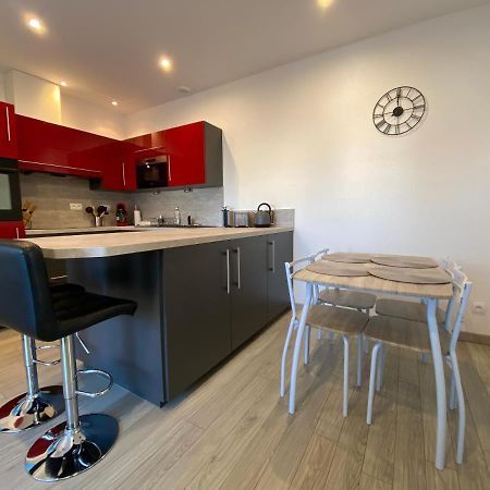 Jolie Maison, Jardin Et Parking Desertines  Ngoại thất bức ảnh
