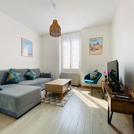 Jolie Maison, Jardin Et Parking Desertines  Ngoại thất bức ảnh